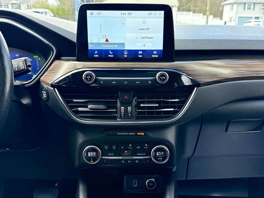 Used 2020 Ford Escape Titanium AWD/4WD image 18