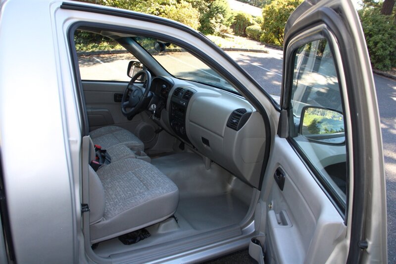 Used 2005 Chevrolet Colorado 2WD Regular Cab image 6