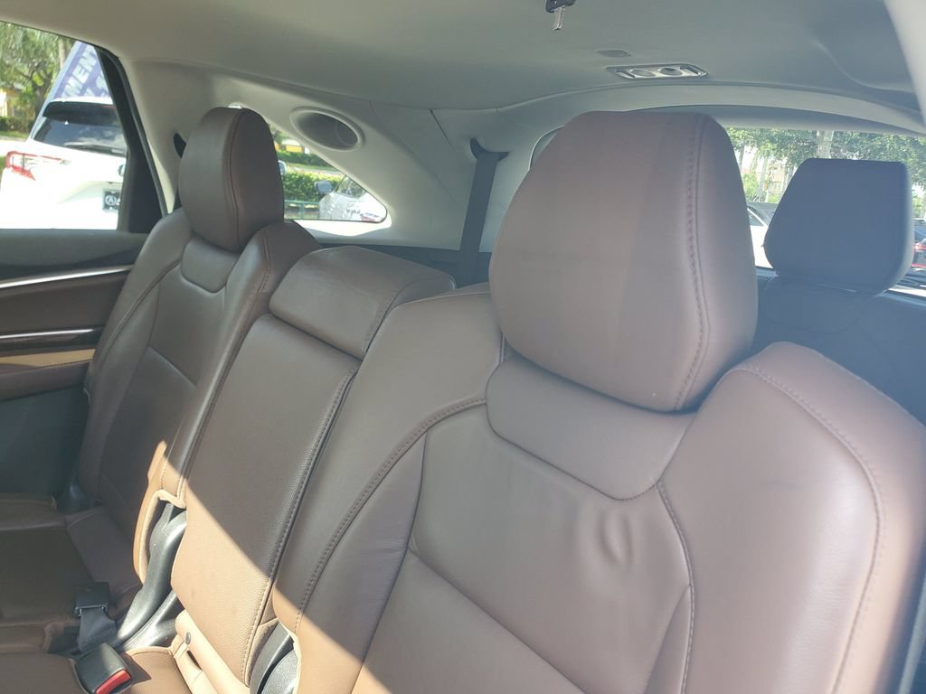 Used 2018 Acura MDX w/ Technology Package AWD/4WD image 13