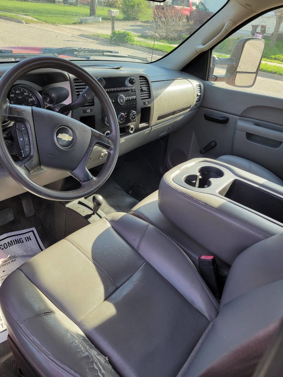 Used 2011 Chevrolet Silverado 2500 W/T AWD/4WD image 3