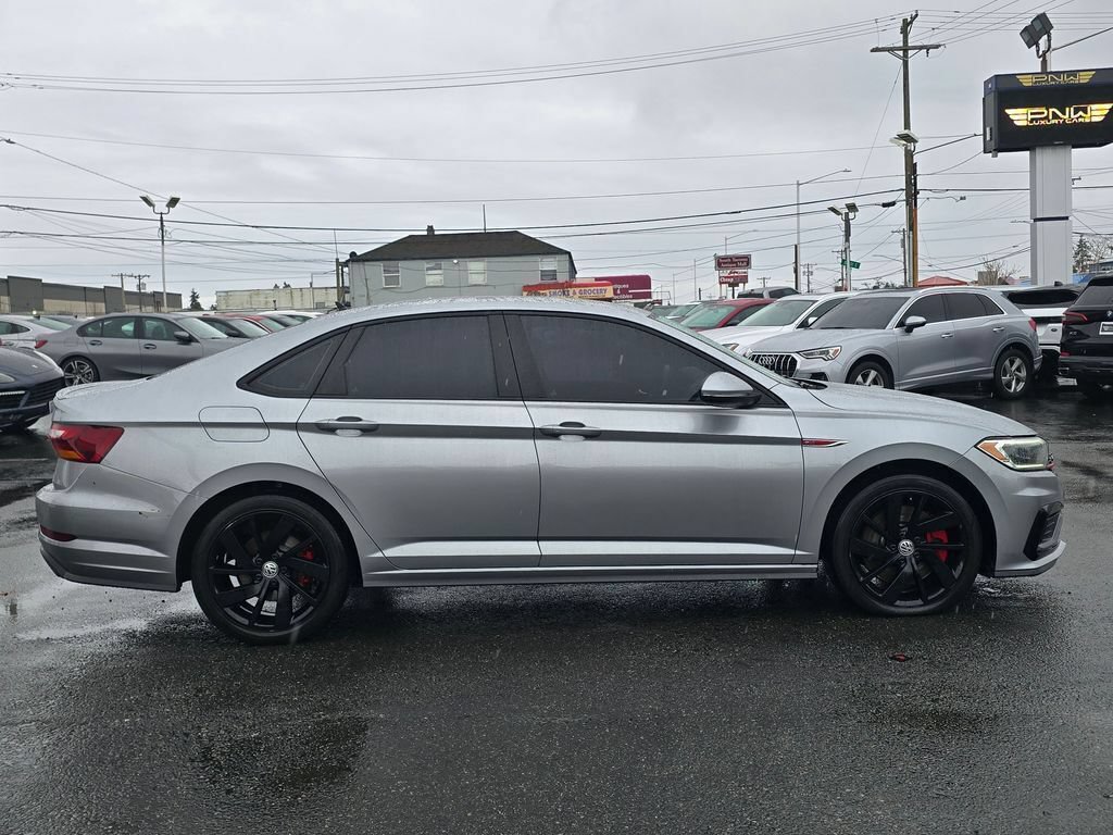 Used 2019 Volkswagen Jetta GLI FWD image 5