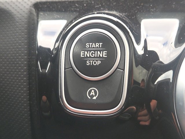 Used 2025 Mercedes-Benz CLA 250 4MATIC image 38