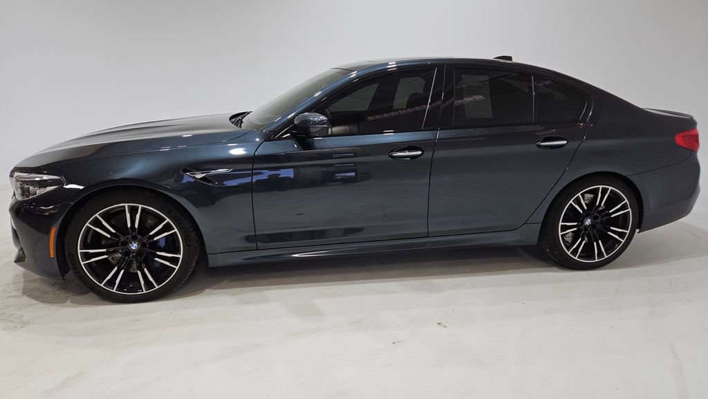 Used 2018 BMW M5 w/ Executive Package image 3