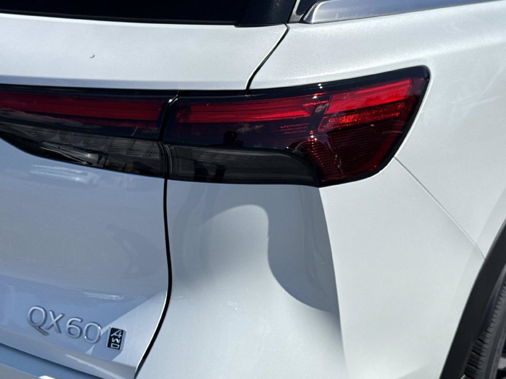 New 2027 INFINITI QX60 Luxe w/ Cargo Package AWD/4WD image 28