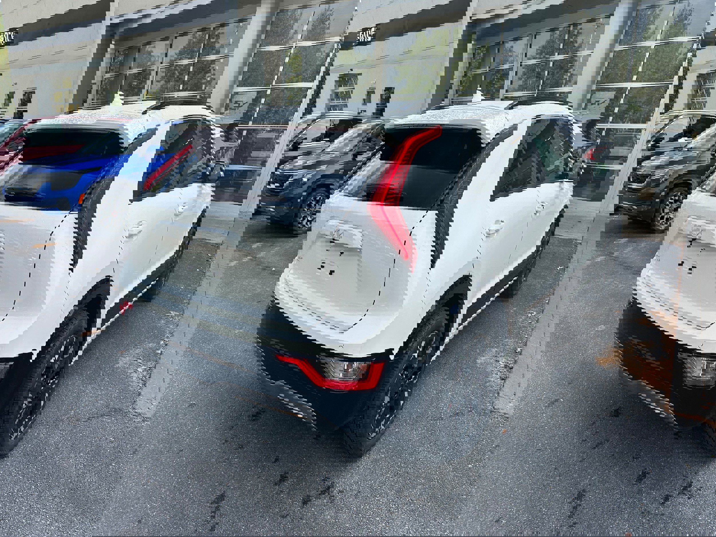 New 2025 Kia Niro Wind image 5