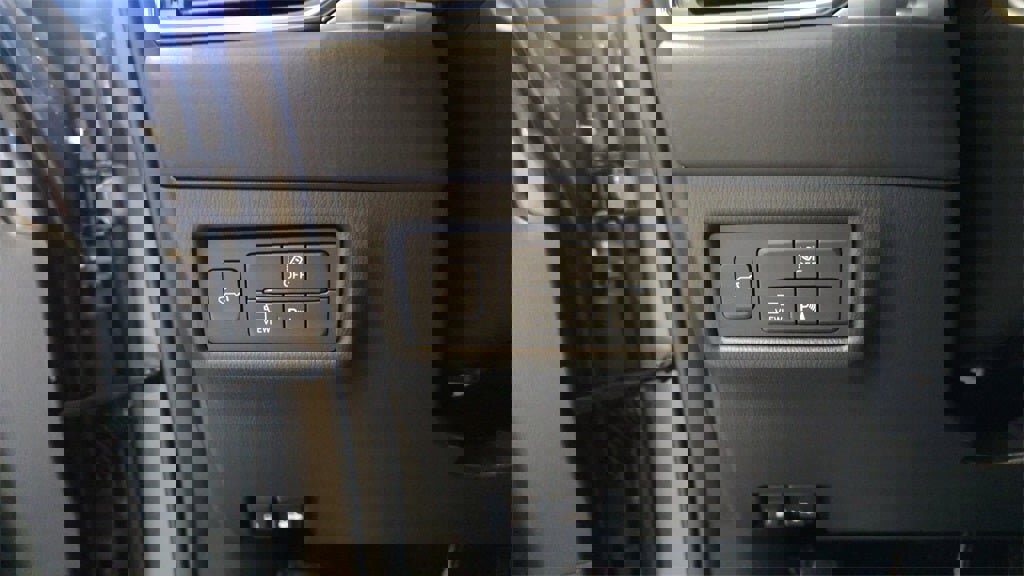 New 2025 MAZDA CX-5 Signature image 30