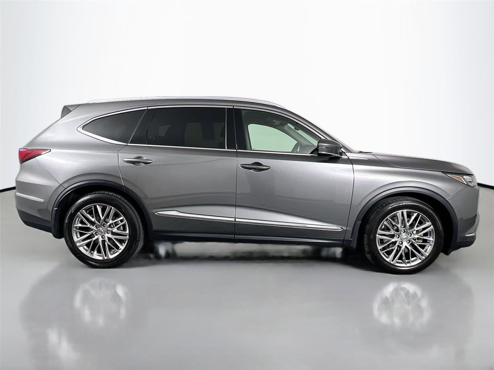 Used 2023 Acura MDX SH-AWD w/ Advance Package image 7