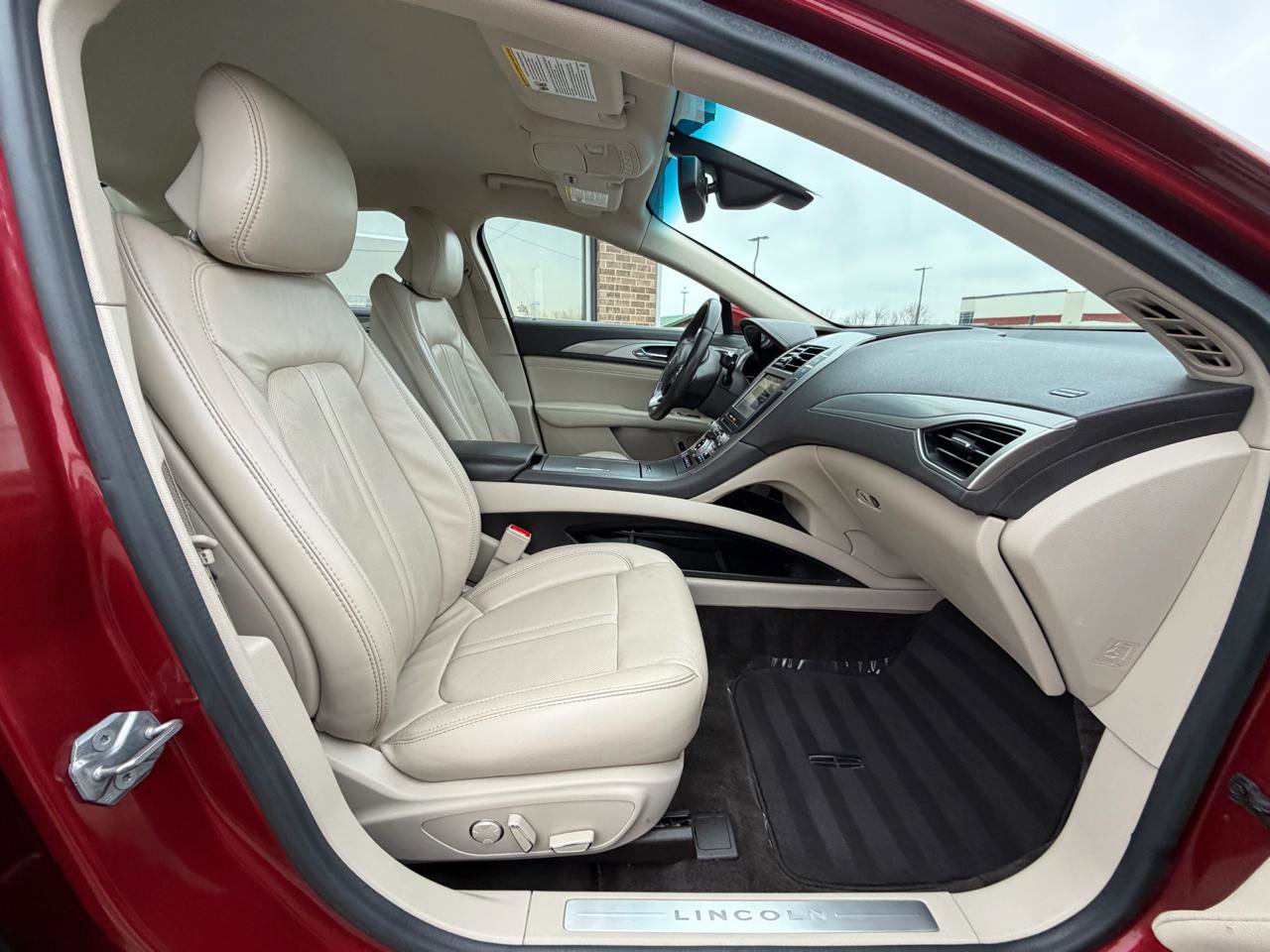 Used 2017 Lincoln MKZ Reserve w/ Climate Package image 26