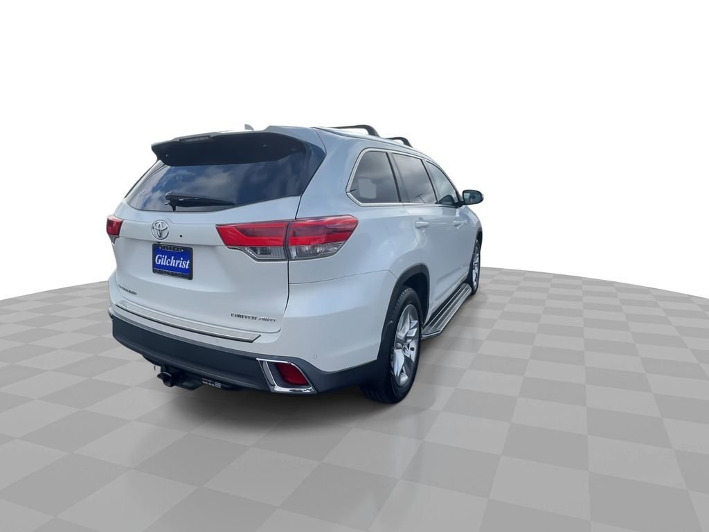 Used 2017 Toyota Highlander Limited image 7