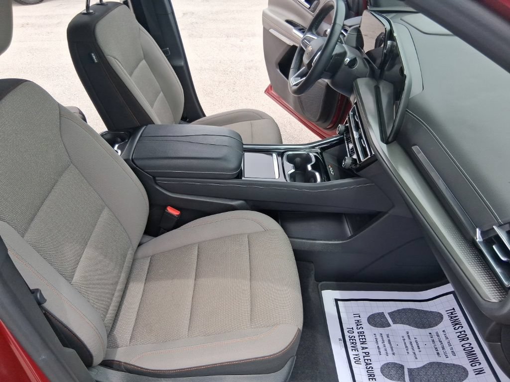 Used 2024 Chevrolet Traverse LT AWD/4WD image 31