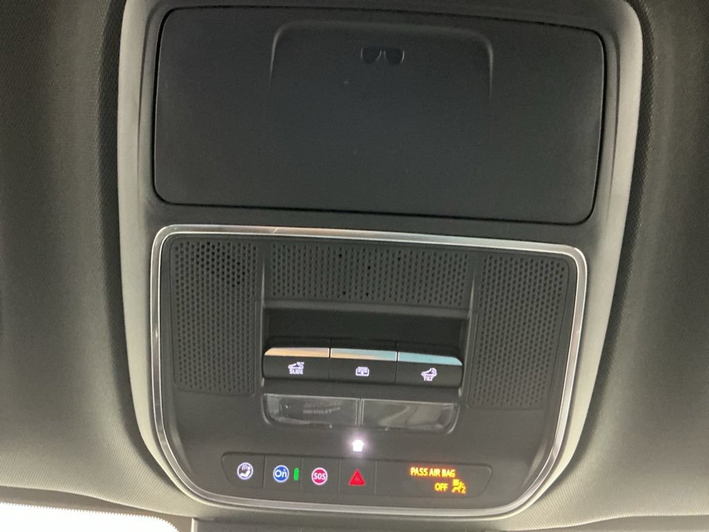 New 2026 Chevrolet Traverse RS w/ LPO, Floor Liner Package AWD/4WD image 21