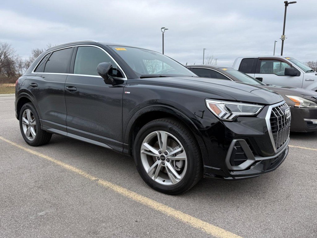 Used 2023 Audi Q3 2.0T Premium Plus image 10