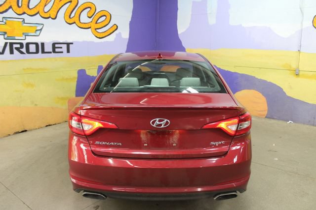 Used 2016 Hyundai Sonata Sport w/ Cargo Package FWD image 7