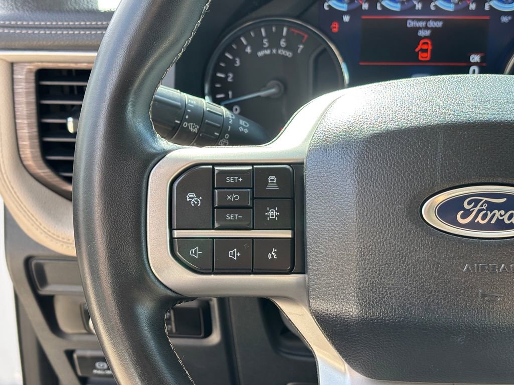 Used 2024 Ford Expedition Limited image 18