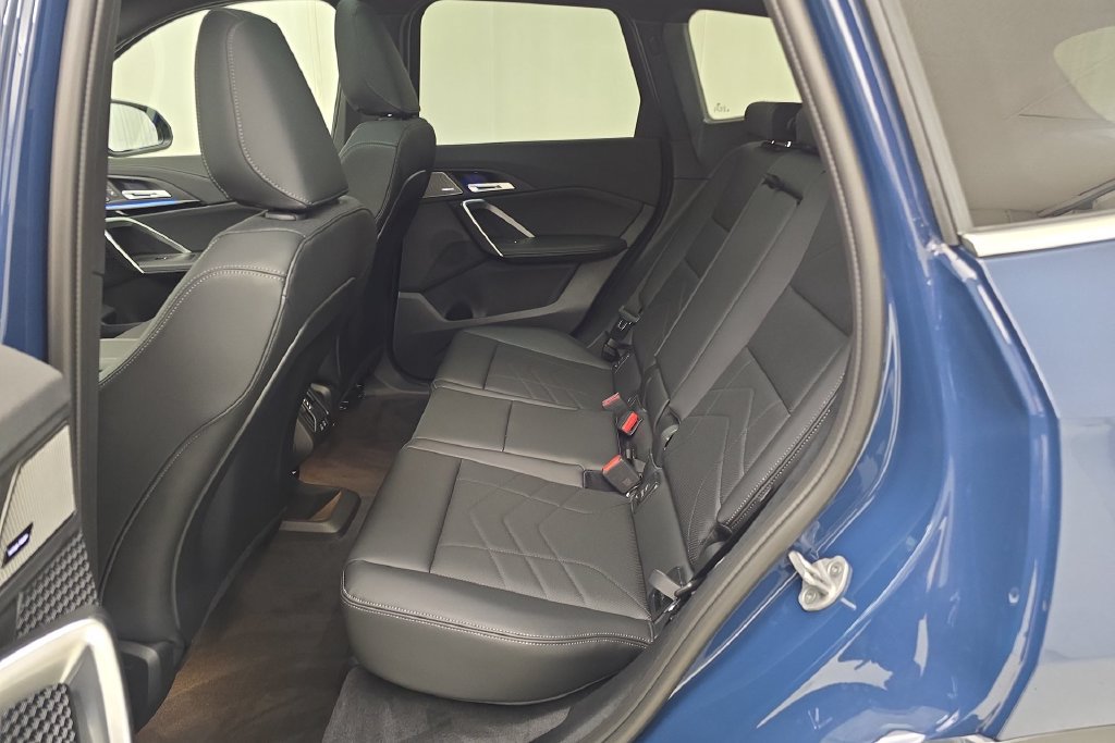 New 2027 BMW X1 xDrive28i w/ Technology Package AWD/4WD image 25