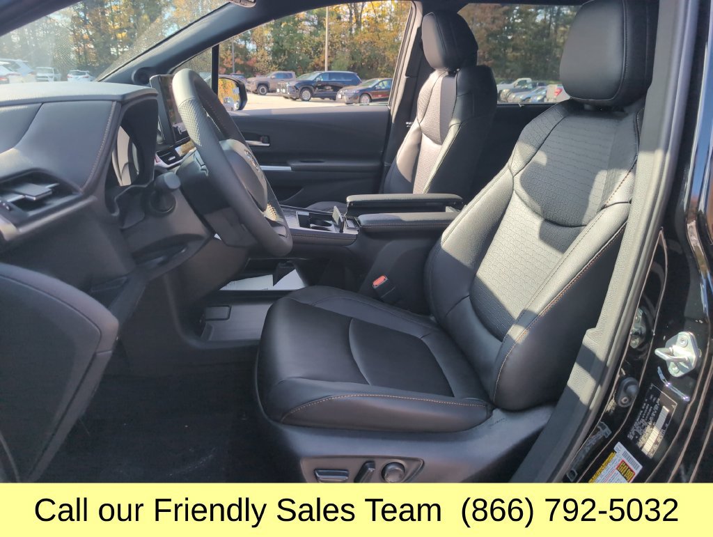 New 2026 Toyota Sienna XLE Woodland Edition AWD/4WD image 9