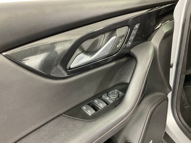 Used 2022 Chevrolet Blazer RS w/ Enhanced Convenience Package image 27