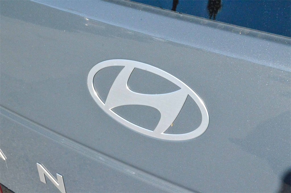 Used 2024 Hyundai Santa Fe Limited image 7