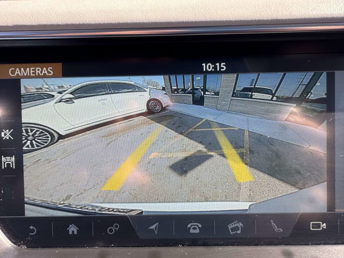 Used 2017 Land Rover Range Rover Supercharged image 21