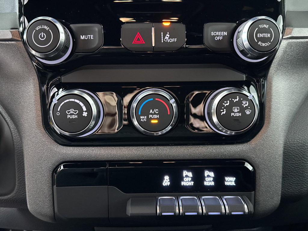 New 2026 RAM 1500 Classic Warlock image 22