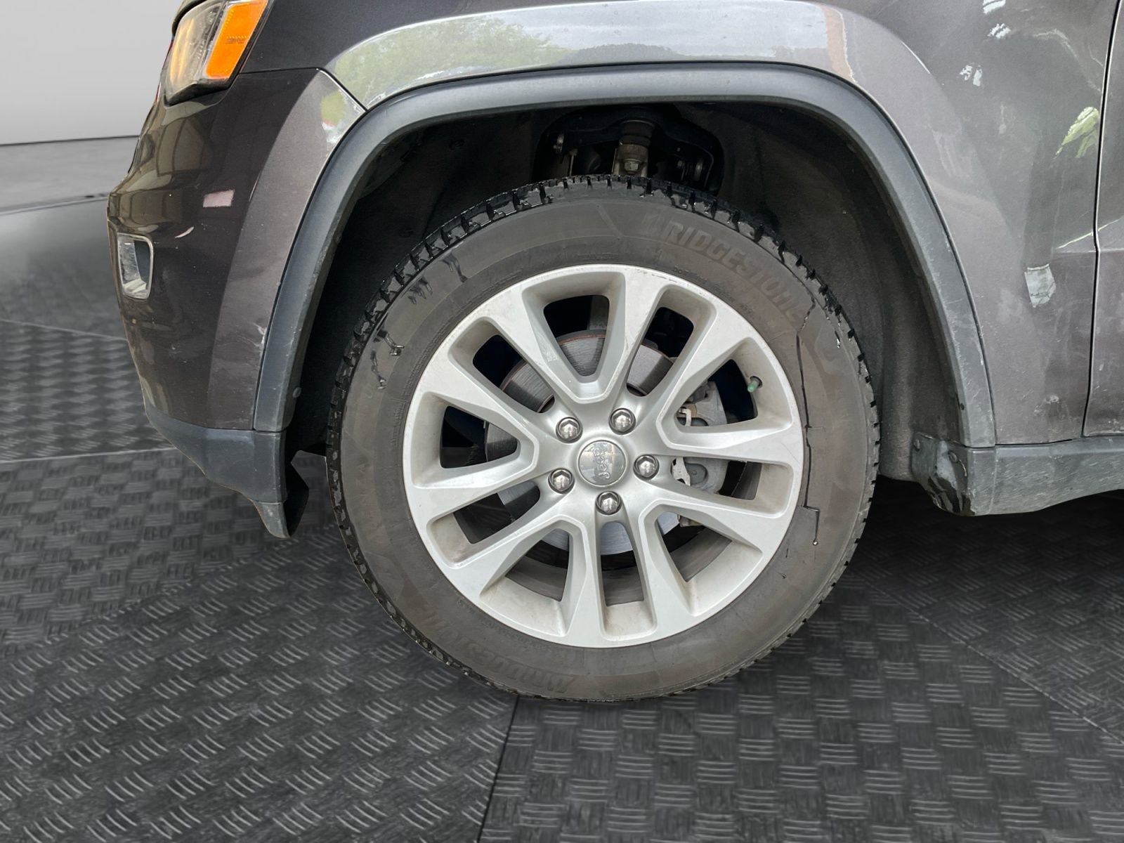 Used 2017 Jeep Grand Cherokee Limited w/ Trailer Tow Group IV AWD/4WD image 14