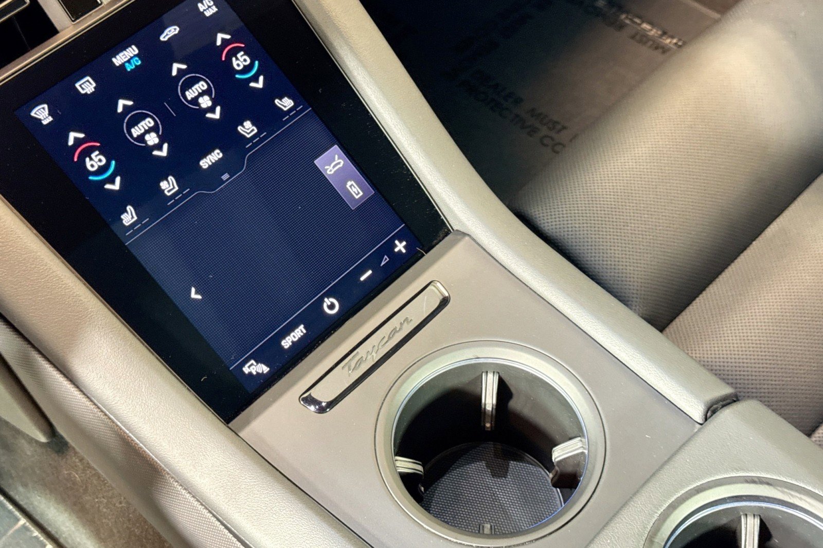 Used 2022 Porsche Taycan image 15