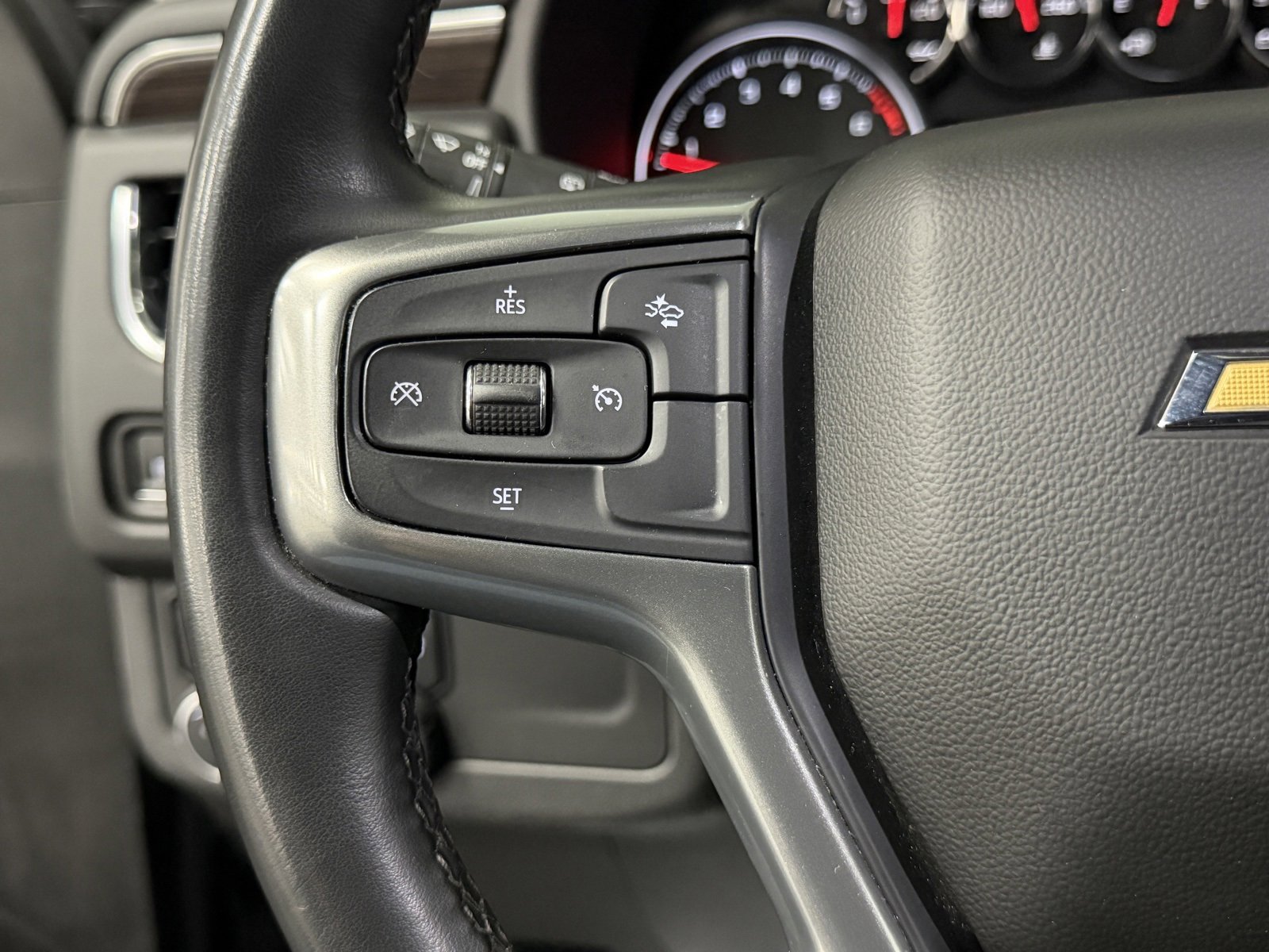 Used 2023 Chevrolet Suburban LS image 26