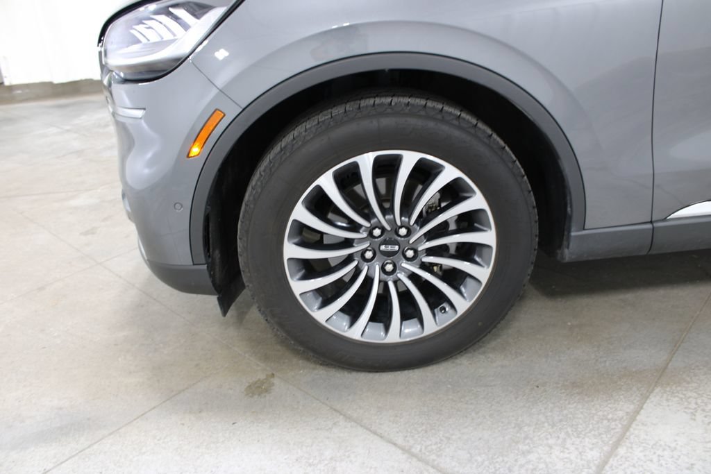 Used 2024 Lincoln Aviator Reserve w/ Equipment Group 201A RWD image 37