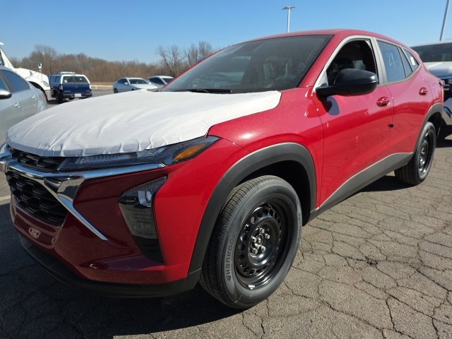 New 2026 Chevrolet Trax LS w/ Driver Confidence Package image 5