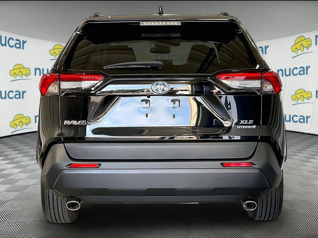 Certified 2022 Toyota RAV4 XLE w/ Convenience Package AWD/4WD image 5
