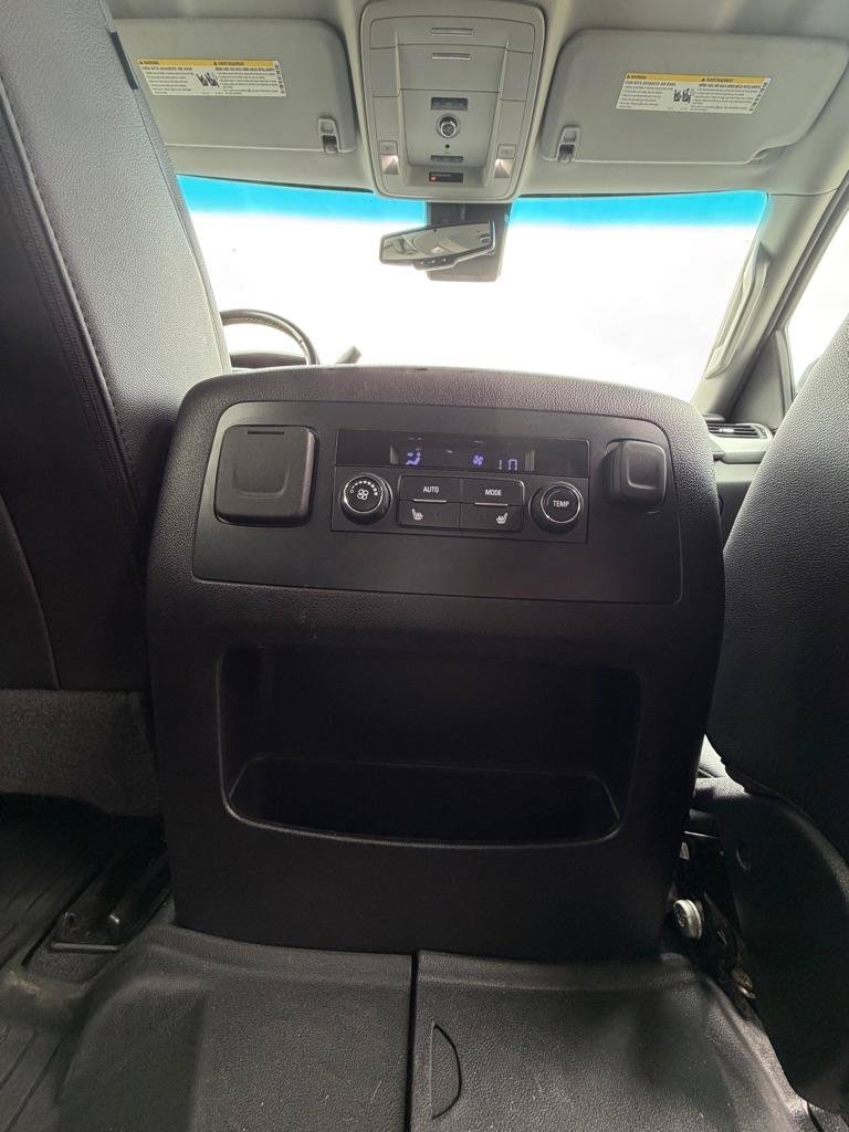 Used 2019 Chevrolet Tahoe LT w/ LT Signature Package RWD image 20