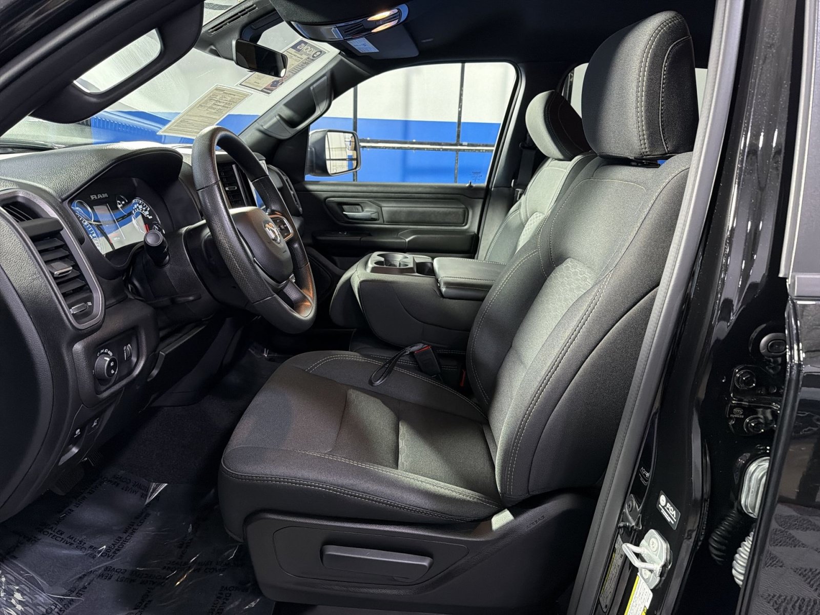 Used 2025 RAM 1500 Tradesman w/ Night Edition AWD/4WD image 25