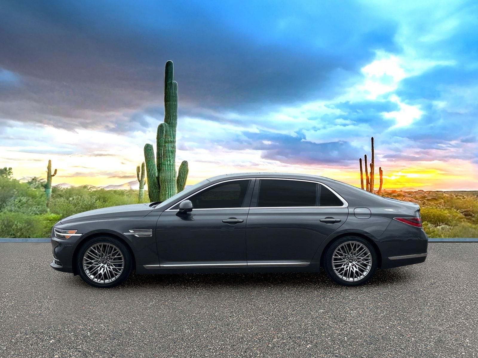 Used 2022 Genesis G90 5.0 Ultimate RWD image 3