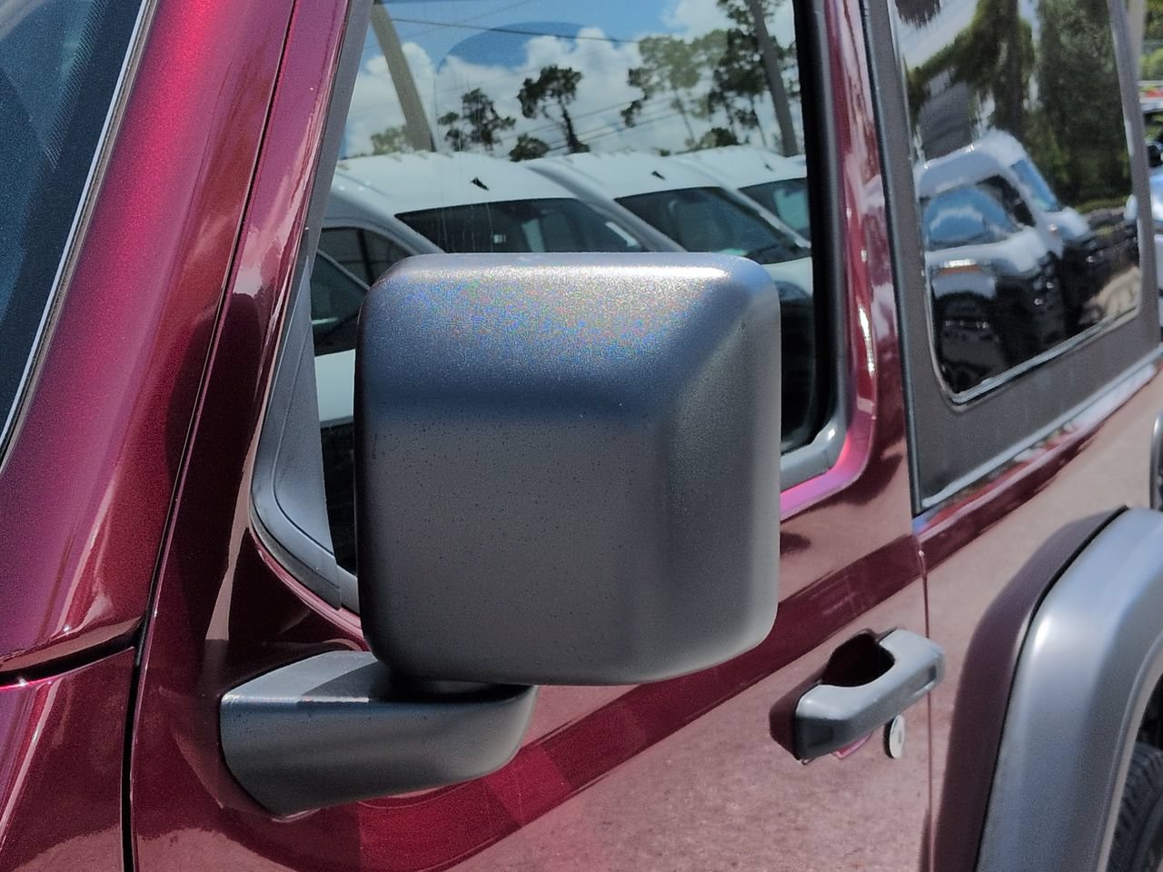 Used 2022 Jeep Wrangler Sport AWD/4WD image 12