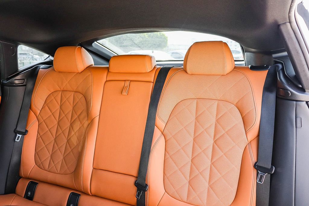 Used 2023 BMW X6 xDrive40i w/ Climate Comfort Package image 20