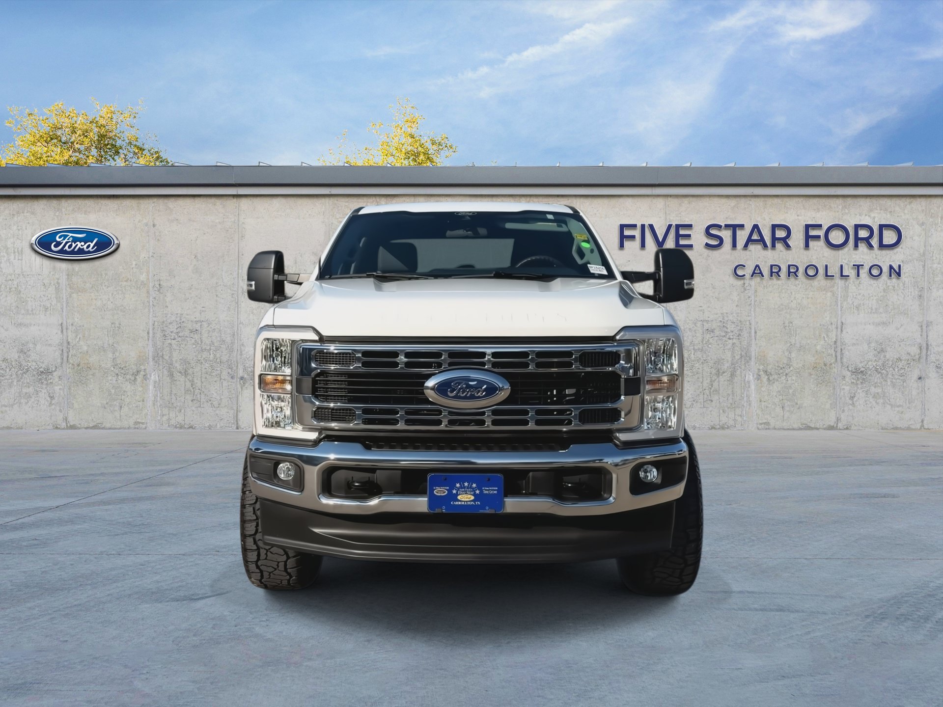 Used 2025 Ford F350 XLT AWD/4WD image 3