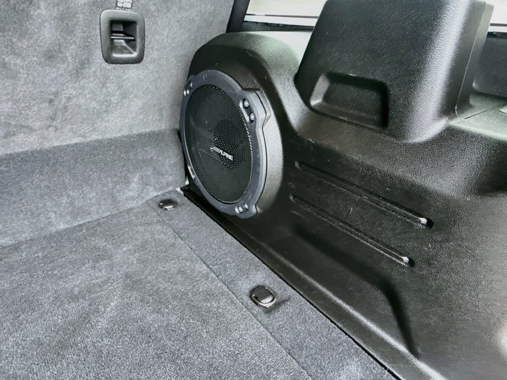 Used 2022 Jeep Wrangler Unlimited Sahara w/ Cold Weather Group AWD/4WD image 31