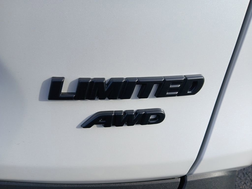 New 2025 Toyota RAV4 Limited image 12