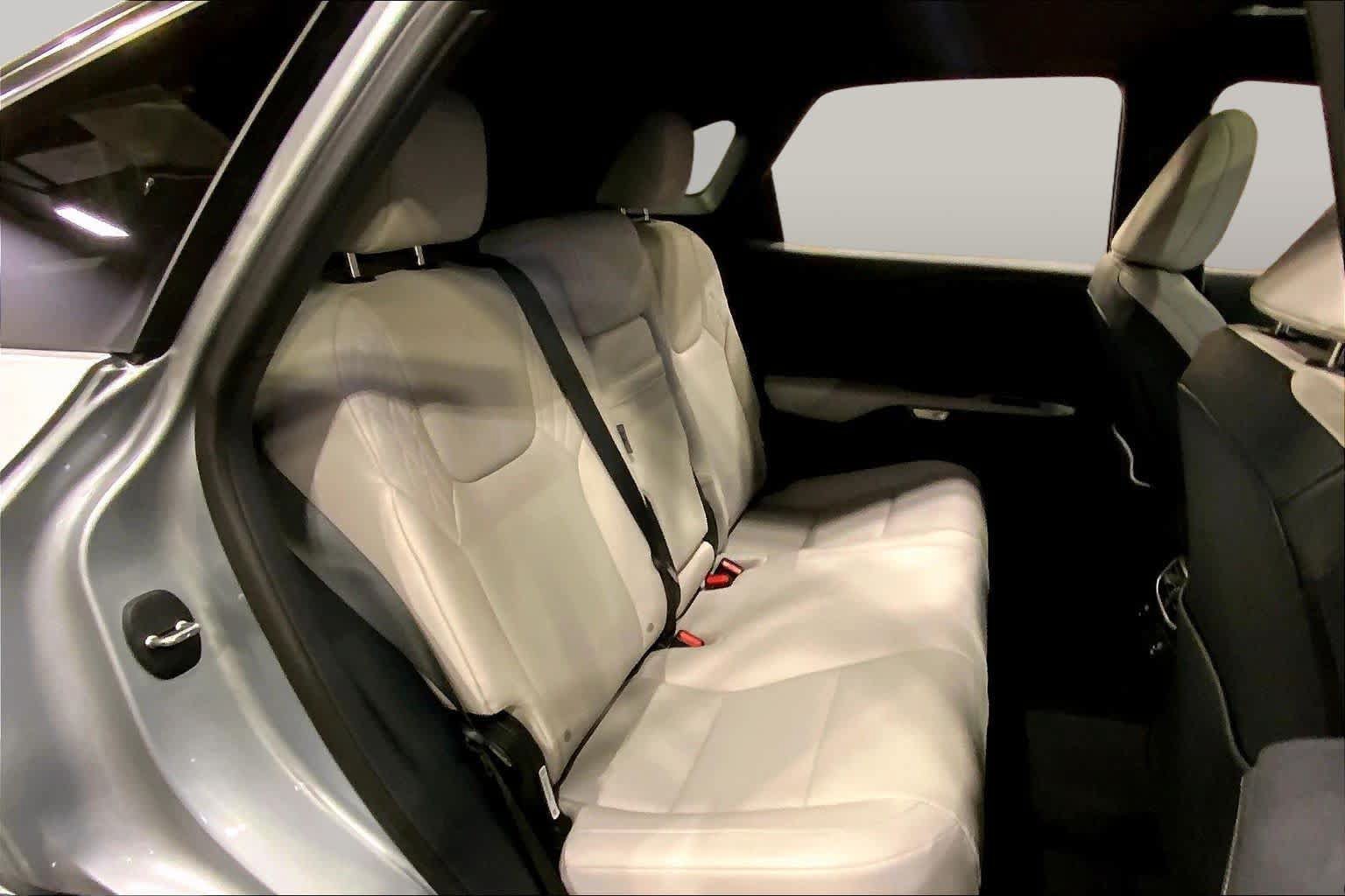 Used 2025 Lexus RX 350 Premium w/ Convenience Package AWD/4WD image 20