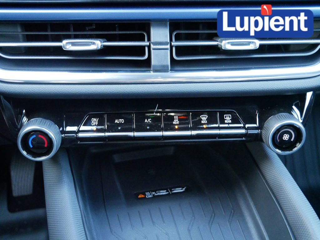 New 2026 Chevrolet Equinox EV LT image 20