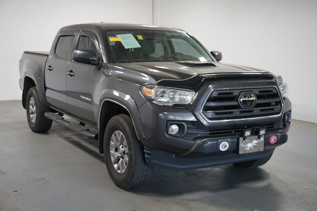 Used 2019 Toyota Tacoma SR5 RWD image 3