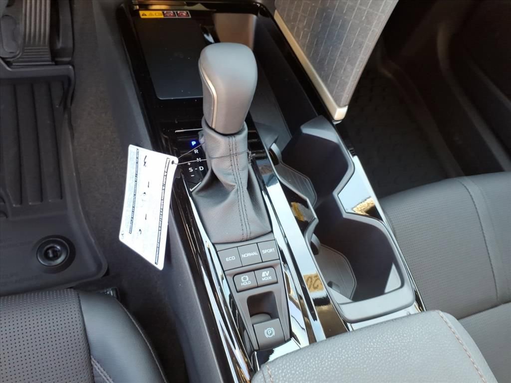 New 2025 Toyota Camry XLE image 16