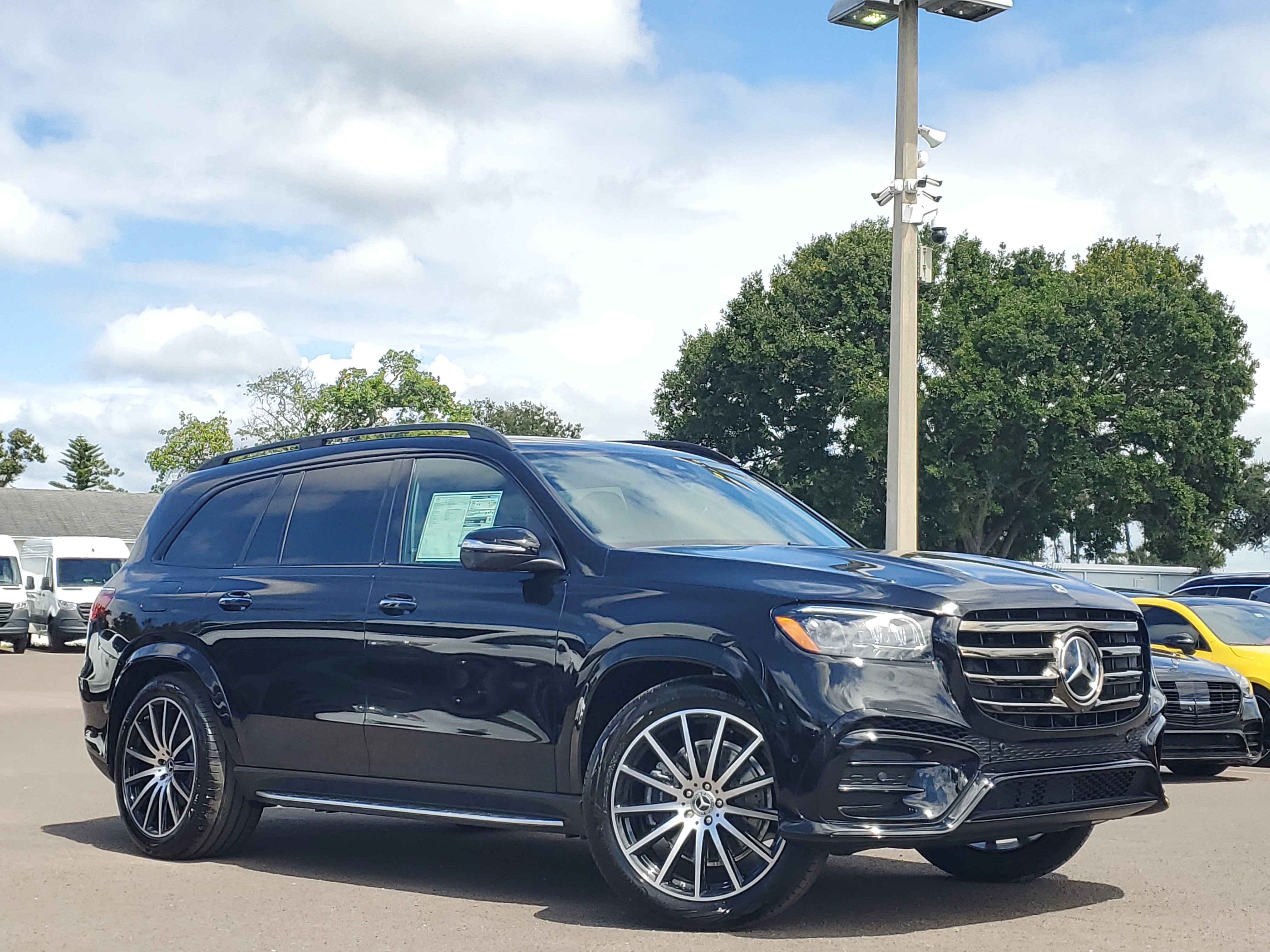 New 2026 Mercedes-Benz GLS 580 4MATIC