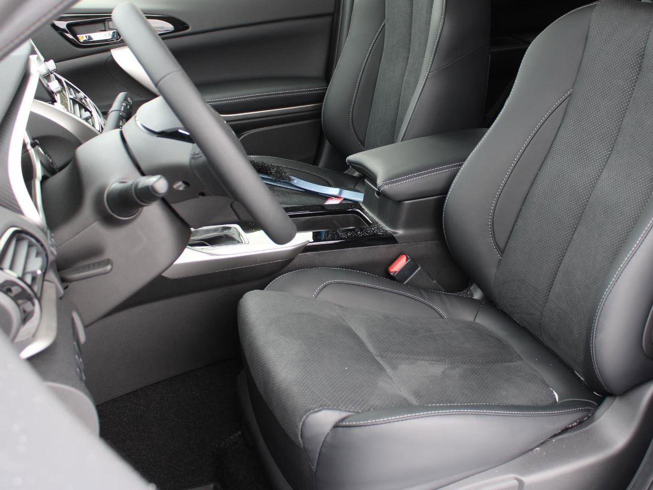 New 2026 Mitsubishi Eclipse Cross SE image 17