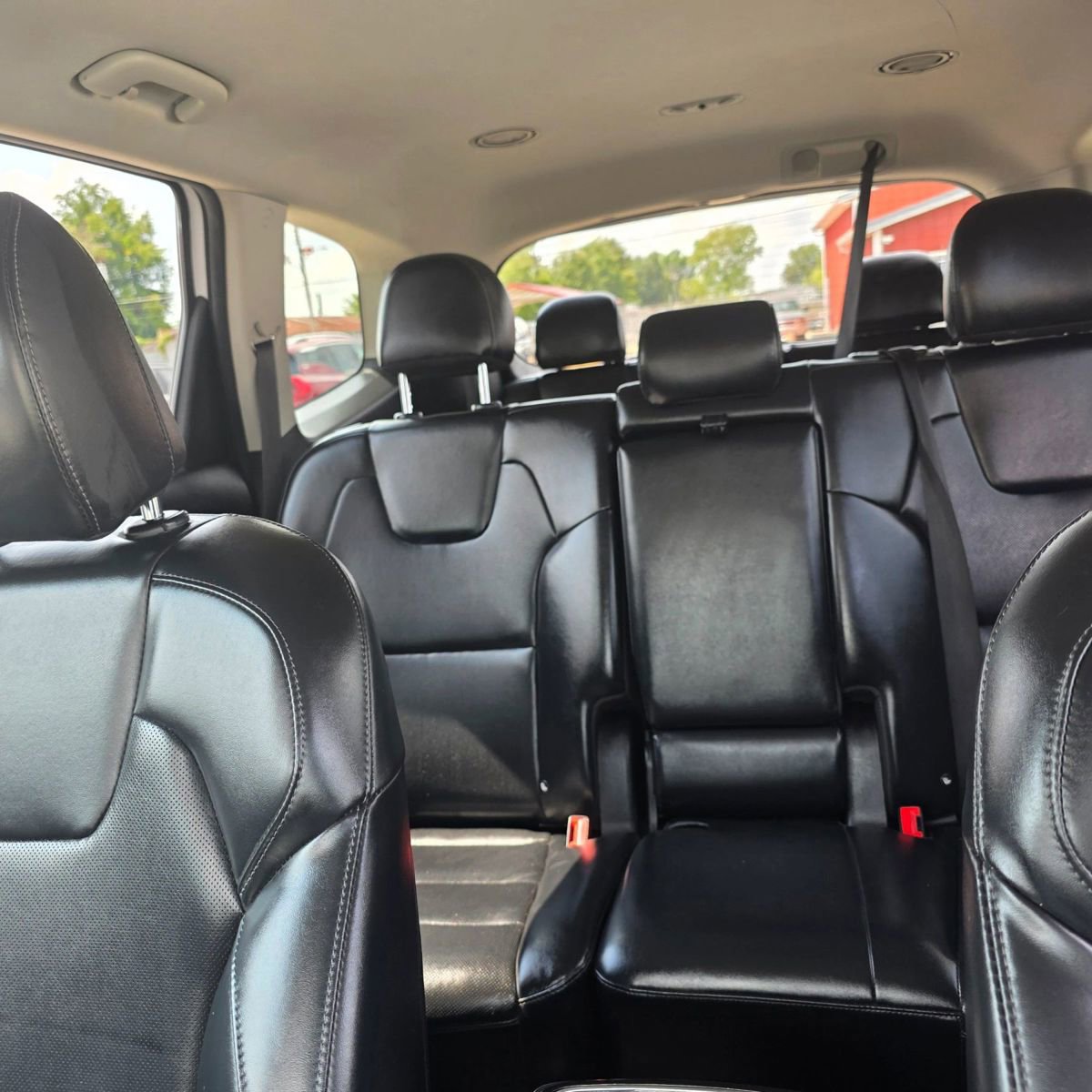 Used 2022 Kia Telluride LX image 18