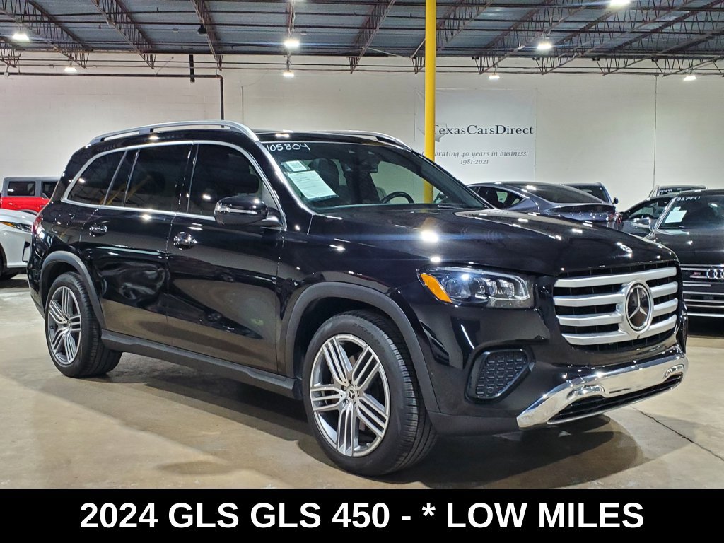 Used 2024 Mercedes-Benz GLS 450 4MATIC image 3