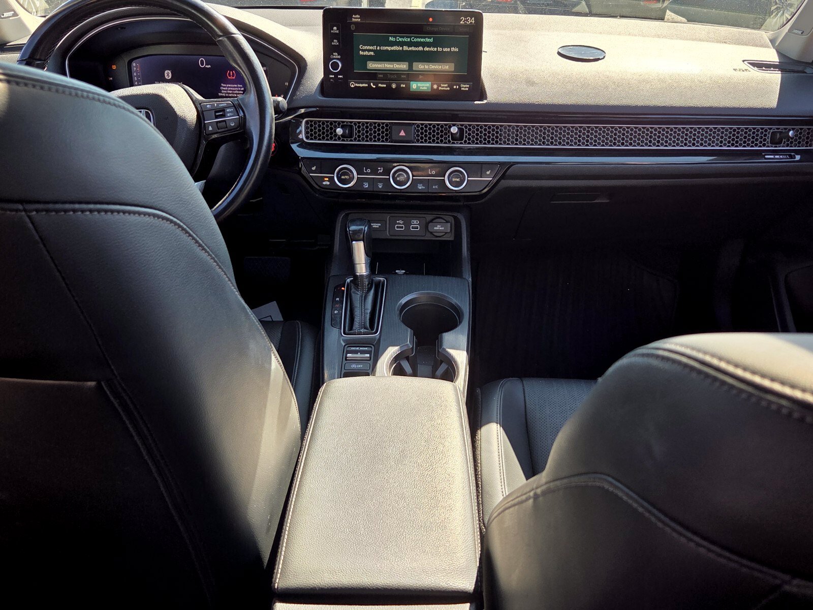 Used 2022 Honda Civic Touring image 8