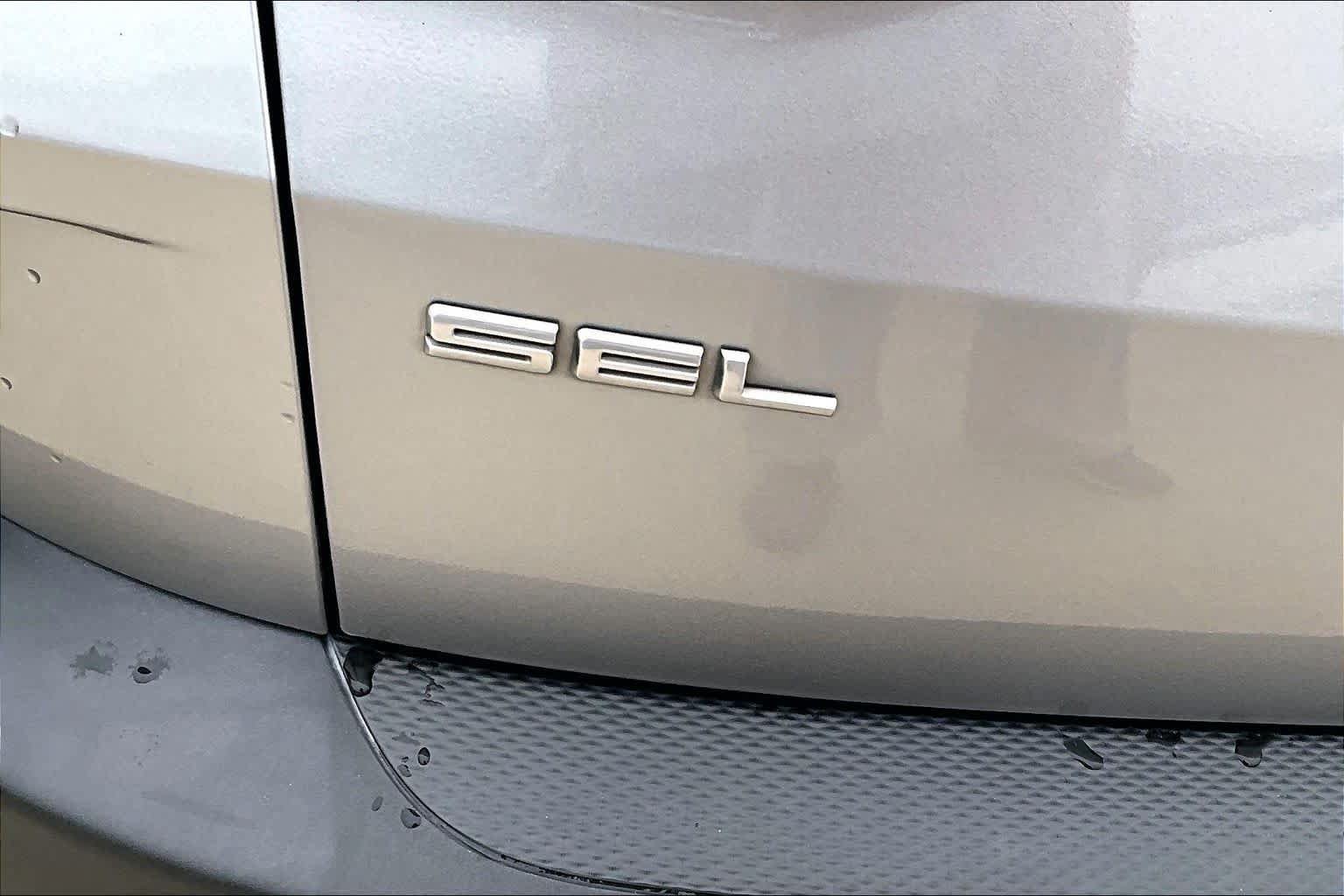 Used 2021 Ford Escape SEL AWD/4WD image 8