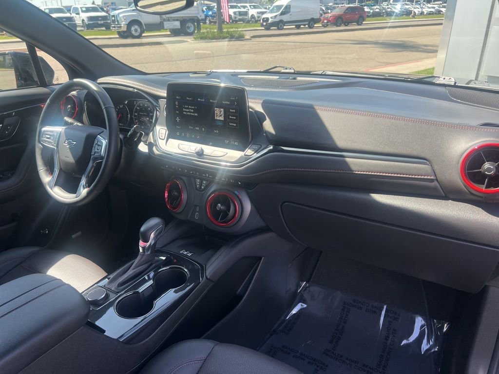 Used 2025 Chevrolet Blazer RS image 30