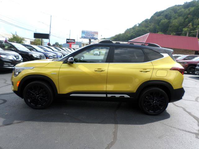 Used 2022 Kia Seltos Nightfall Edition AWD/4WD image 9